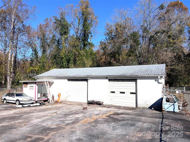 194 Virginia Drive, Marion, NC 28752