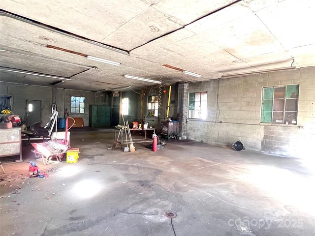 194 Virginia Drive, Marion, NC 28752