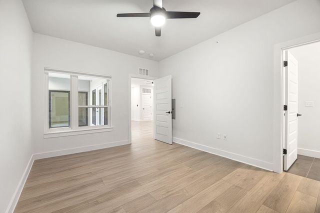 2220 Webberville RD 207, Austin, TX 78702