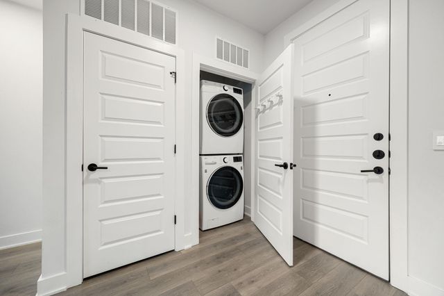 2220 Webberville RD 207, Austin, TX 78702