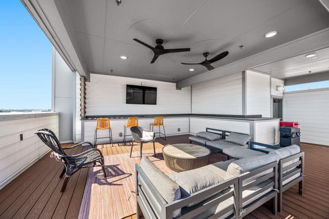 2220 Webberville RD 207, Austin, TX 78702