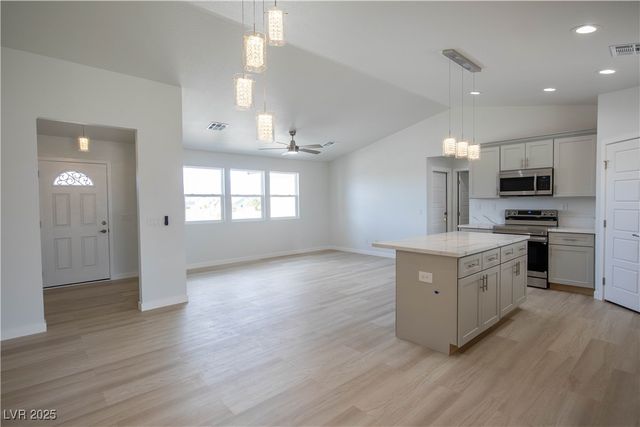 3897 North Mayfield Ranch Road, Pahrump, NV 89060