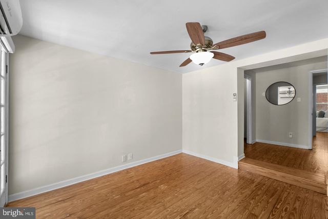 909 S STREEPER ST, Baltimore, MD 21224