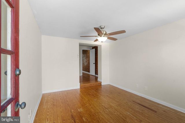 909 S STREEPER ST, Baltimore, MD 21224