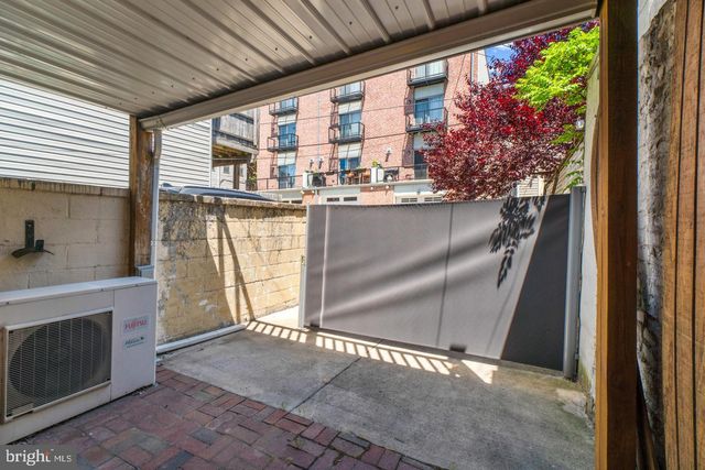 909 S STREEPER ST, Baltimore, MD 21224