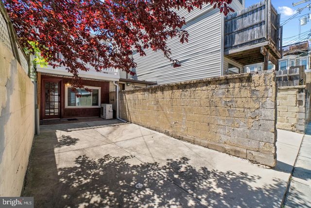 909 S STREEPER ST, Baltimore, MD 21224