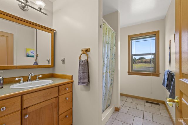 128 Canyon View Road, Kamiah, ID 83536