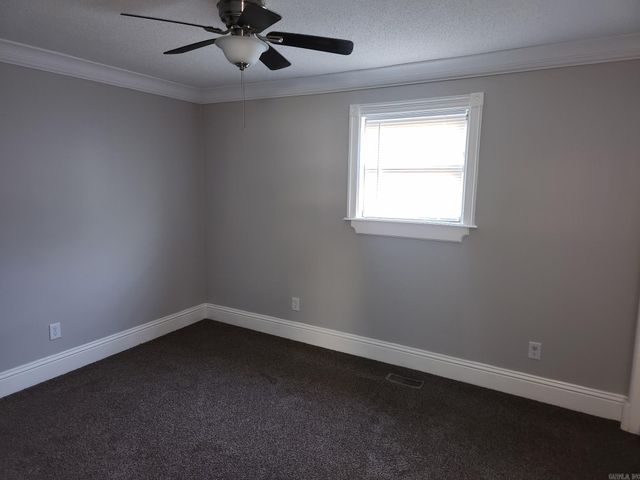 9105 W 36th Street, Little Rock, AR 72204