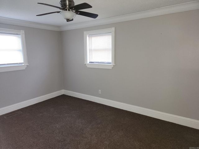 9105 W 36th Street, Little Rock, AR 72204