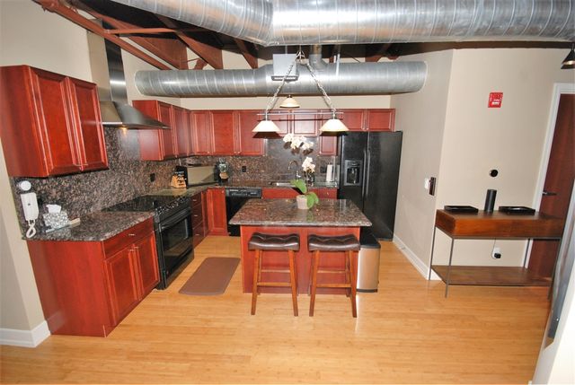 1103 N Main Street, Royal Oak, MI 48067