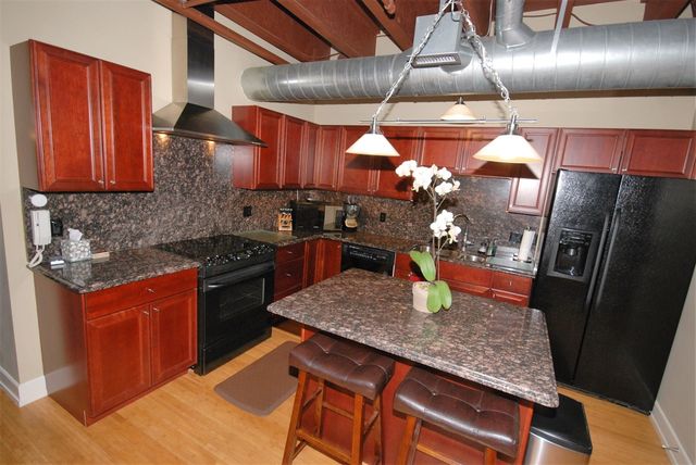 1103 N Main Street, Royal Oak, MI 48067