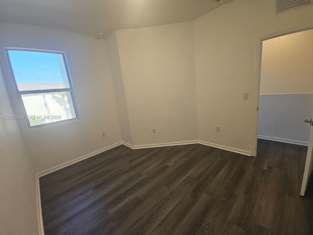 2944 NW 180th St 2944, Miami Gardens, FL 33056