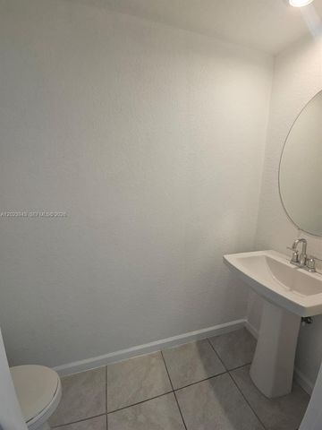 2944 NW 180th St 2944, Miami Gardens, FL 33056