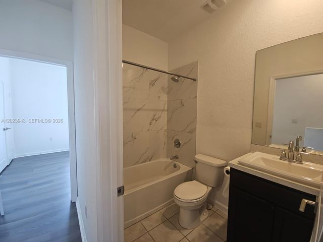 2944 NW 180th St 2944, Miami Gardens, FL 33056