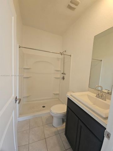 2944 NW 180th St 2944, Miami Gardens, FL 33056