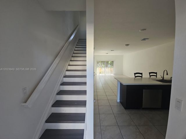 2944 NW 180th St 2944, Miami Gardens, FL 33056
