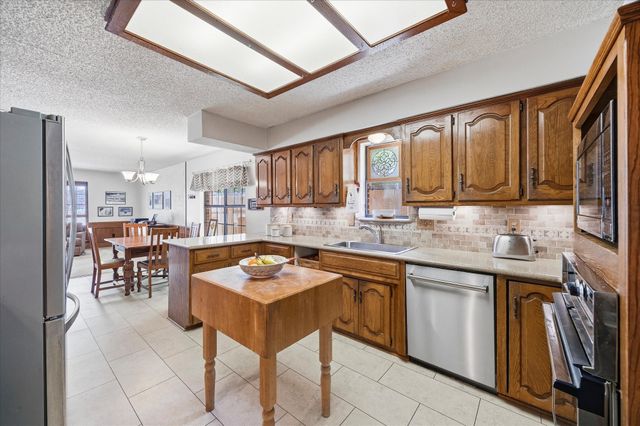 1601 Fairway Circle, Garland, TX 75043