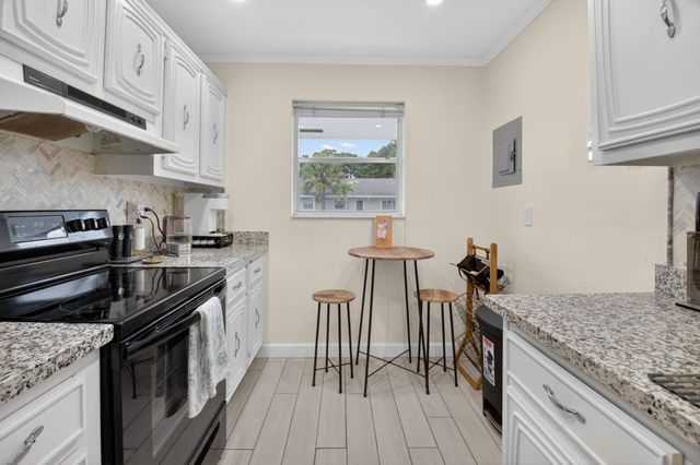 2340 SW 22 Avenue 312, Delray Beach, FL 33445