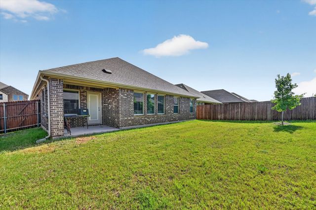 10121 High Grade Drive, Aubrey, TX 76227