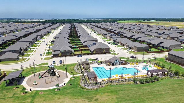 10121 High Grade Drive, Aubrey, TX 76227