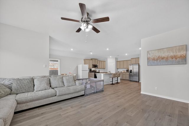 10121 High Grade Drive, Aubrey, TX 76227