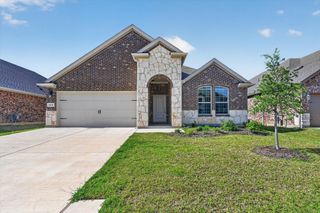 10121 High Grade Drive, Aubrey, TX 76227