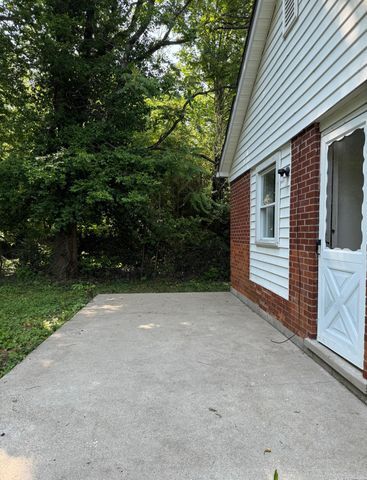 923 Whitney Avenue, Lexington, KY 40508