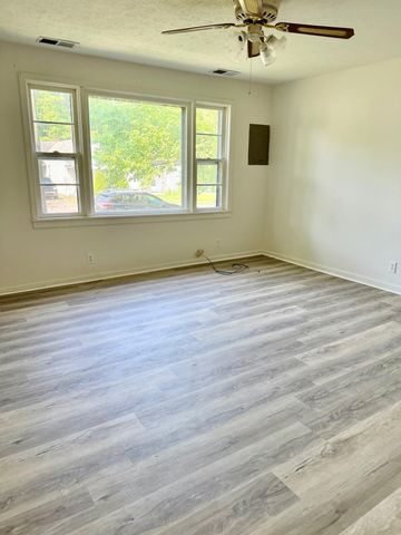 923 Whitney Avenue, Lexington, KY 40508