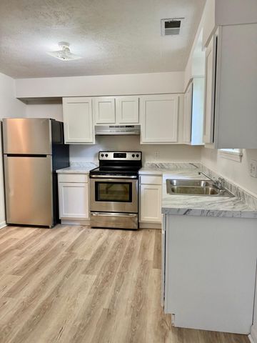 923 Whitney Avenue, Lexington, KY 40508