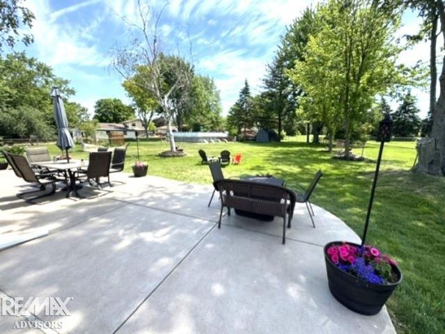 19314 Cooper Street, Clinton Township, MI 48038