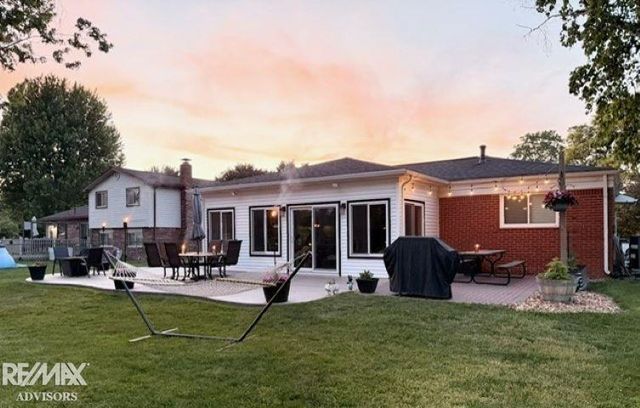 19314 Cooper Street, Clinton Township, MI 48038