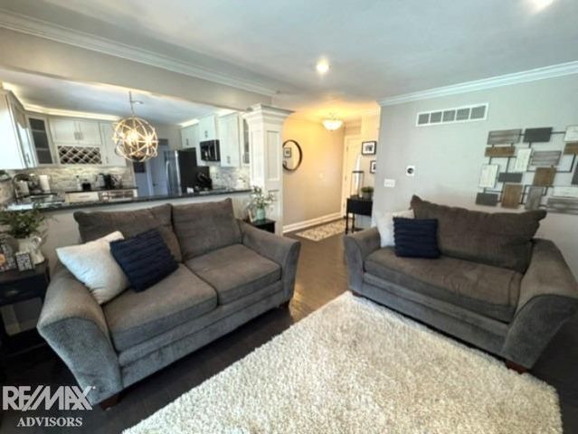 19314 Cooper Street, Clinton Township, MI 48038