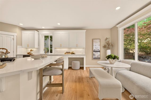1760 30th Avenue NE, Issaquah, WA 98029