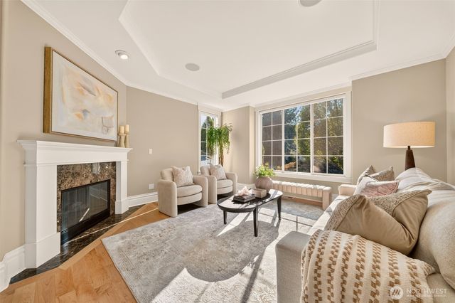 1760 30th Avenue NE, Issaquah, WA 98029