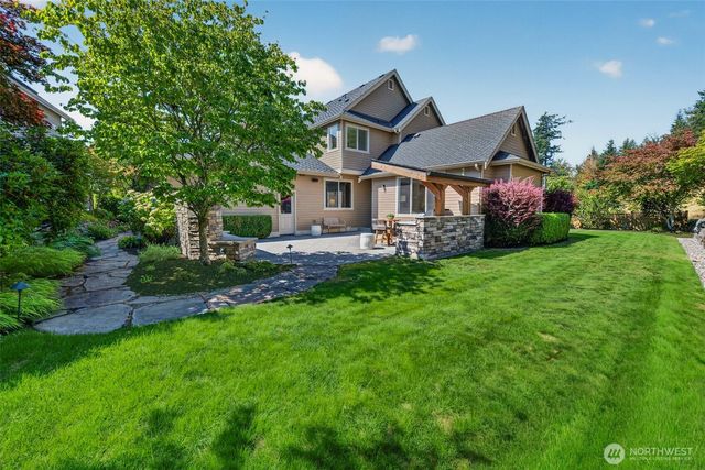 1760 30th Avenue NE, Issaquah, WA 98029