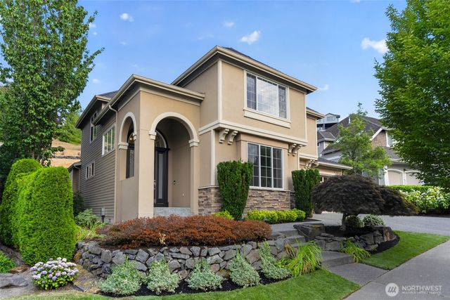 1760 30th Avenue NE, Issaquah, WA 98029