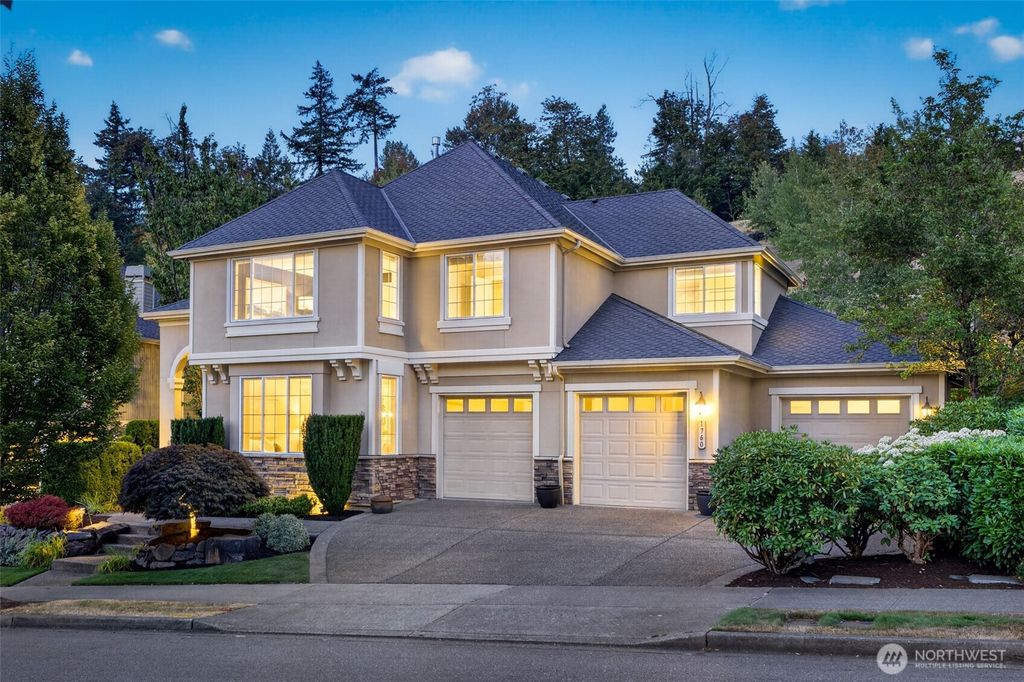 1760 30th Avenue NE, Issaquah, WA 98029