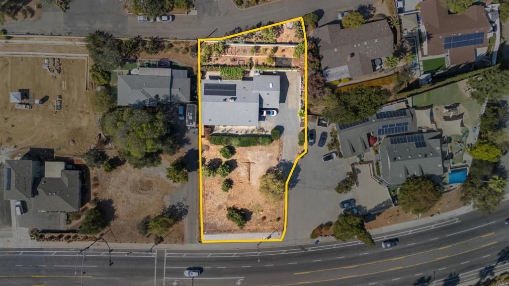 535 Civic Center Dr, Vista, CA 92084 — photo 3