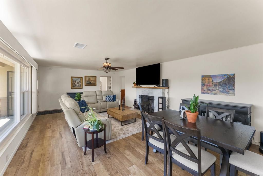 535 Civic Center Dr, Vista, CA 92084 — photo 5