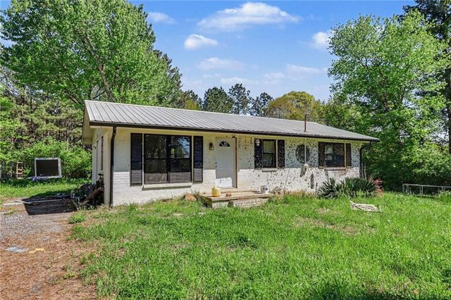 123 Baker Circle SE, Calhoun, GA 30701