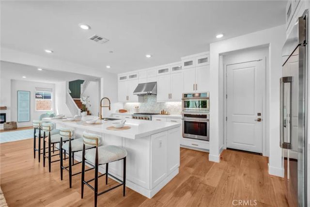 9602 Daybreak Drive, Huntington Beach, CA 92646