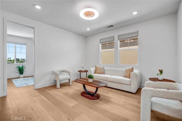 9602 Daybreak Drive, Huntington Beach, CA 92646