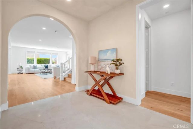 9602 Daybreak Drive, Huntington Beach, CA 92646