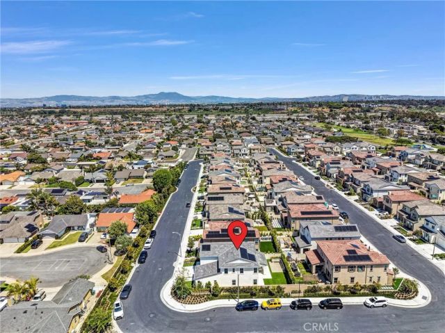 9602 Daybreak Drive, Huntington Beach, CA 92646