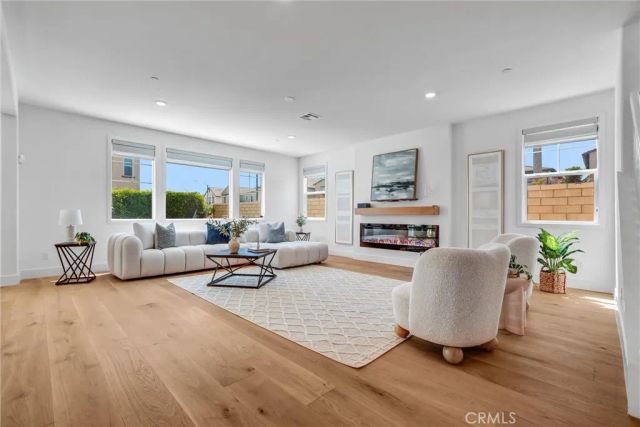 9602 Daybreak Drive, Huntington Beach, CA 92646