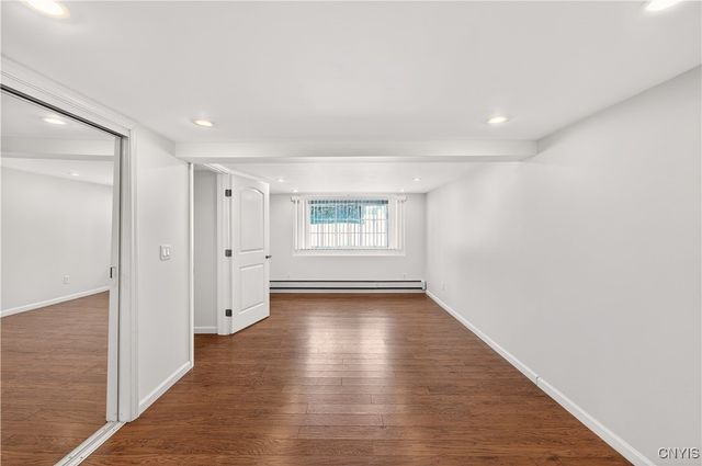 31 Meadowbrook Drive, New Hartford, NY 13413