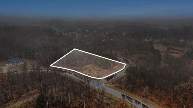 8190 Scots Pine Circle 12, Kalamazoo, MI 49009