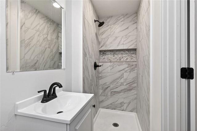 453 Livingston Avenue, Dayton, OH 45410