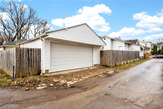 453 Livingston Avenue, Dayton, OH 45410