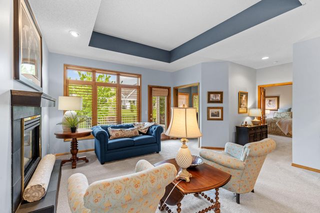 17925 39th Place N, Plymouth, MN 55446